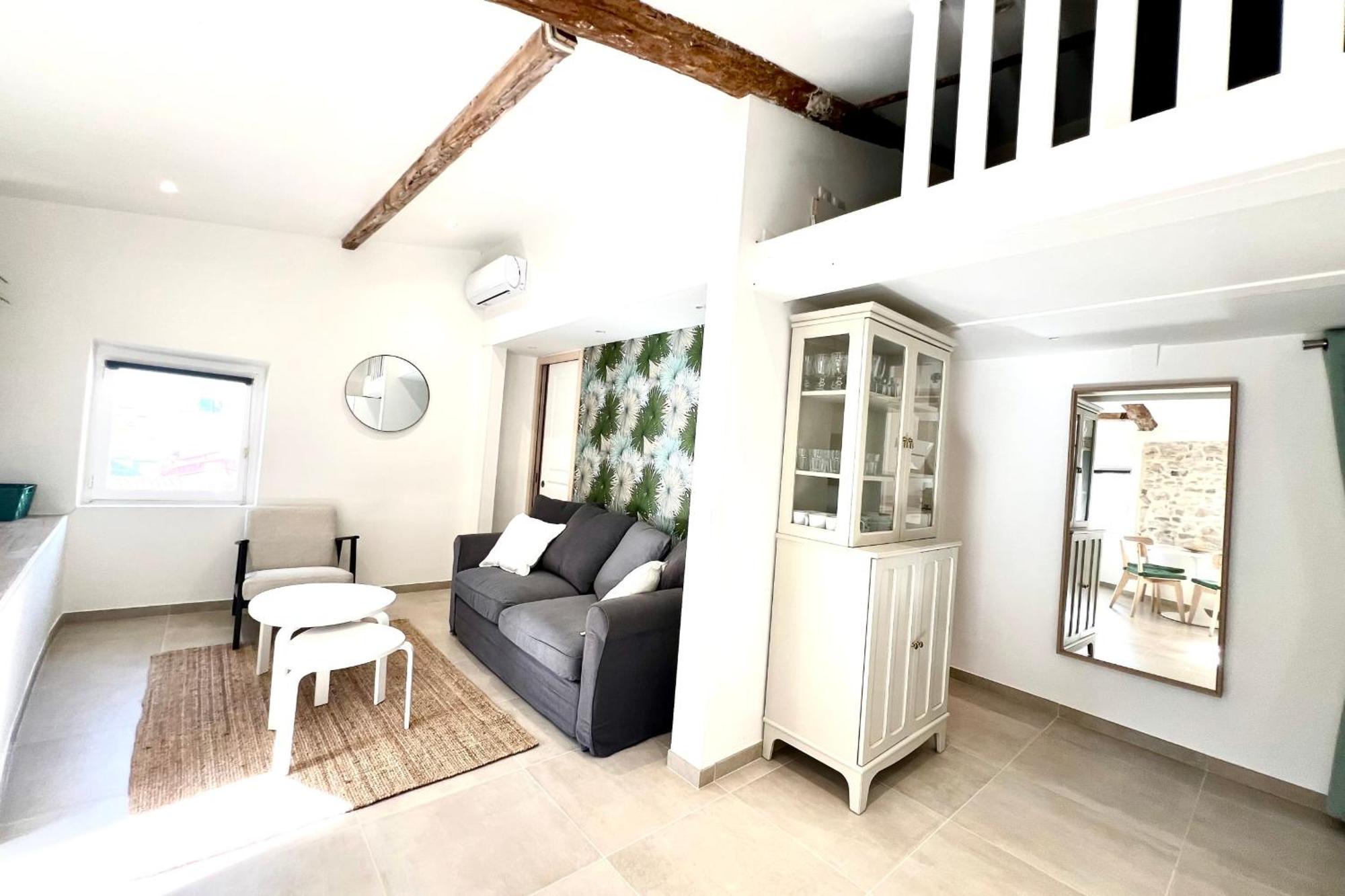 Old - 1 Bedroom - 4 People *
